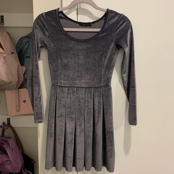 Aritzia Dress - Picture 2 of 2